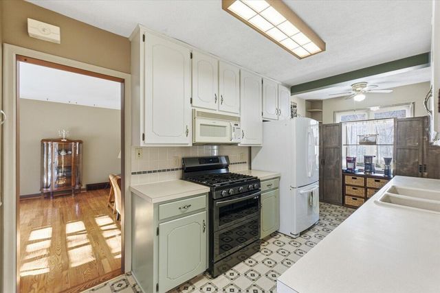 155 S LINDEN Avenue, Council Bluffs, IA 51503