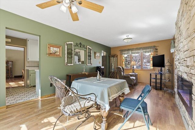 155 S LINDEN Avenue, Council Bluffs, IA 51503