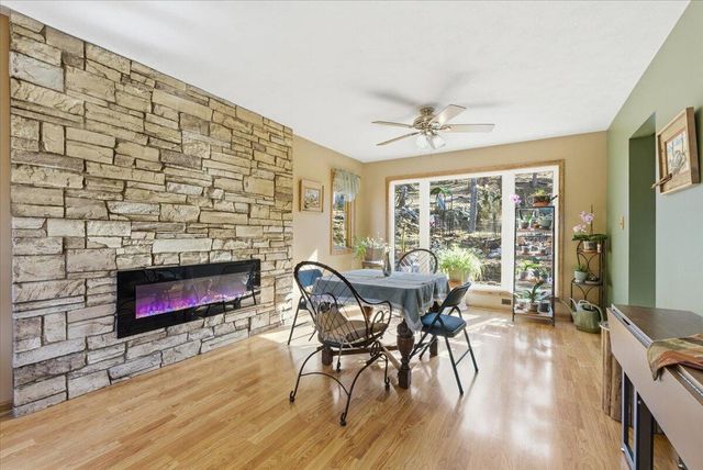 155 S LINDEN Avenue, Council Bluffs, IA 51503