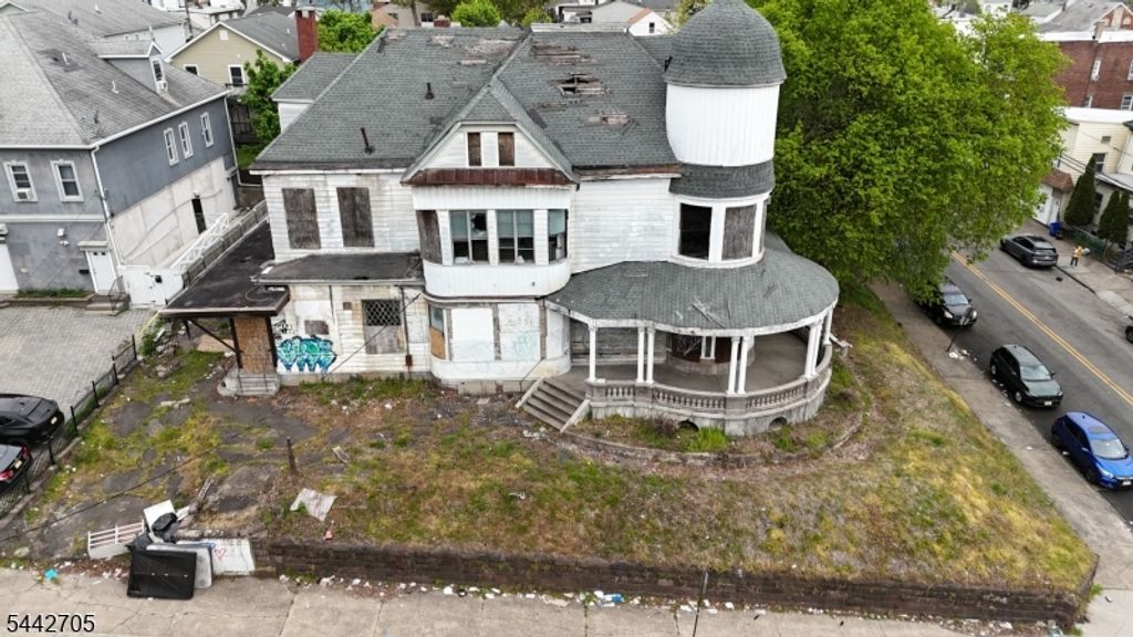 111 Belmont Ave, Paterson City, NJ 07522 — photo 4