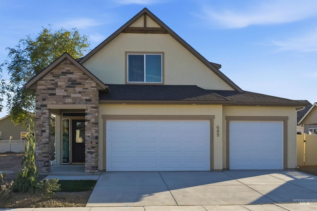689 E Ronda Ln, Kuna, ID 83642 photo 2