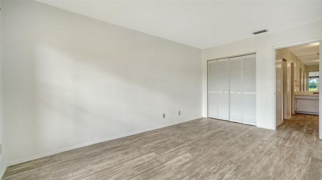 7880 PALM AIRE LANE 203, Sarasota, FL 34243