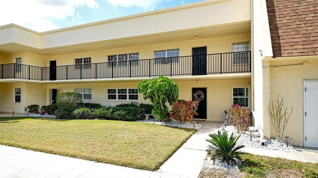 7880 PALM AIRE LANE 203, Sarasota, FL 34243