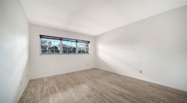 7880 PALM AIRE LANE 203, Sarasota, FL 34243