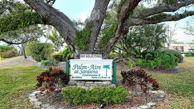 7880 PALM AIRE LANE 203, Sarasota, FL 34243