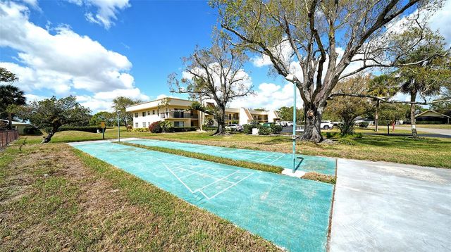 7880 PALM AIRE LANE 203, Sarasota, FL 34243
