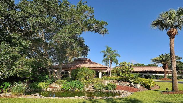 7880 PALM AIRE LANE 203, Sarasota, FL 34243