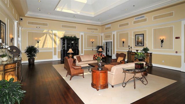 7880 PALM AIRE LANE 203, Sarasota, FL 34243