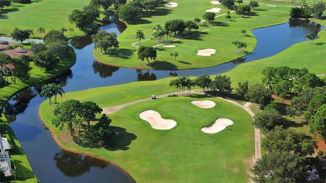 7880 PALM AIRE LANE 203, Sarasota, FL 34243