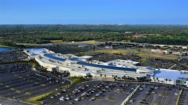 7880 PALM AIRE LANE 203, Sarasota, FL 34243