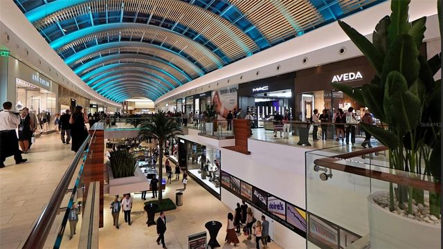 7880 PALM AIRE LANE 203, Sarasota, FL 34243