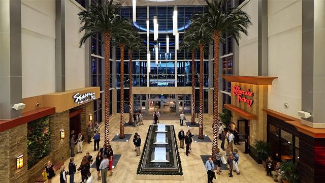 7880 PALM AIRE LANE 203, Sarasota, FL 34243