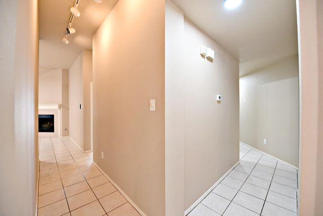 3924 Newland DR, Round Rock, TX 78681