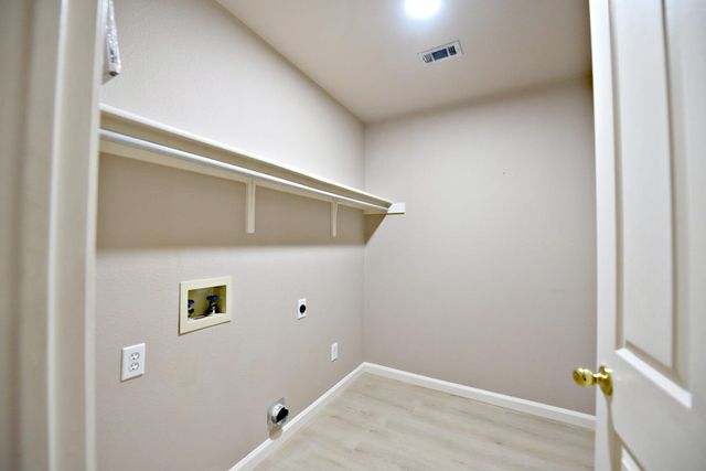 3924 Newland DR, Round Rock, TX 78681