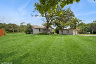 4363 W Kennedy Drive, Gurnee, IL 60031