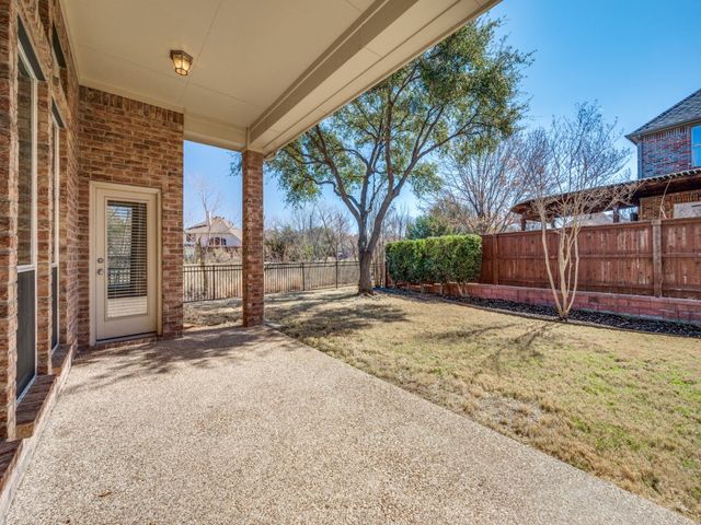 2399 Crystal Falls Drive, Frisco, TX 75036