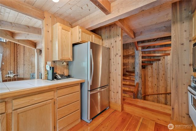 211 LaVerne Drive, Kalama, WA 98625