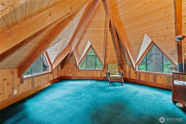 211 LaVerne Drive, Kalama, WA 98625