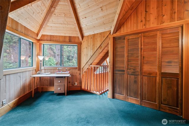 211 LaVerne Drive, Kalama, WA 98625