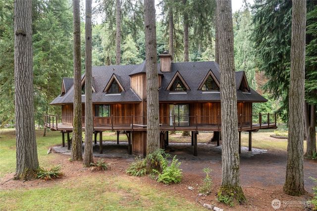 211 LaVerne Drive, Kalama, WA 98625