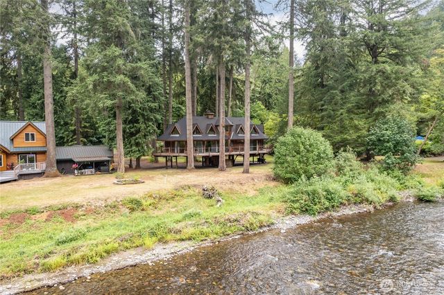 211 LaVerne Drive, Kalama, WA 98625