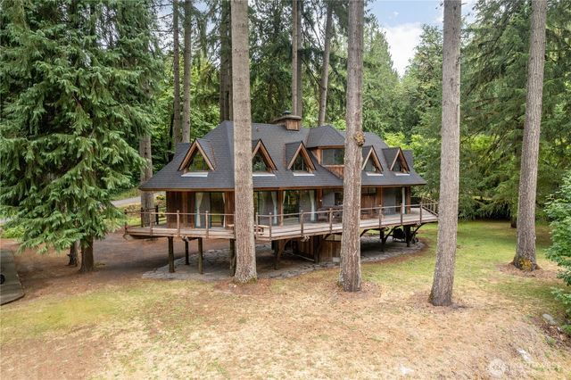 211 LaVerne Drive, Kalama, WA 98625