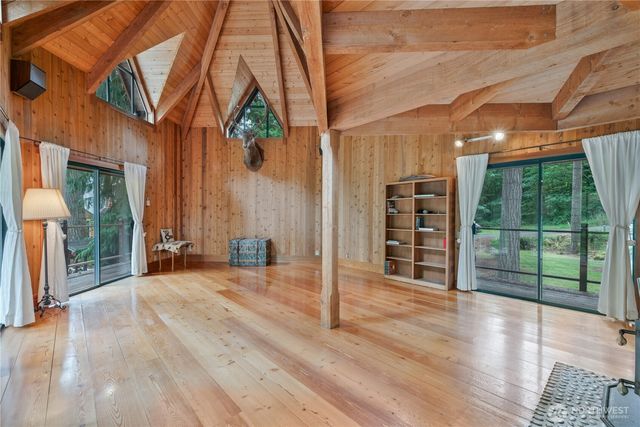 211 LaVerne Drive, Kalama, WA 98625