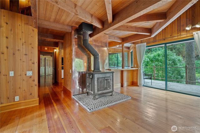 211 LaVerne Drive, Kalama, WA 98625