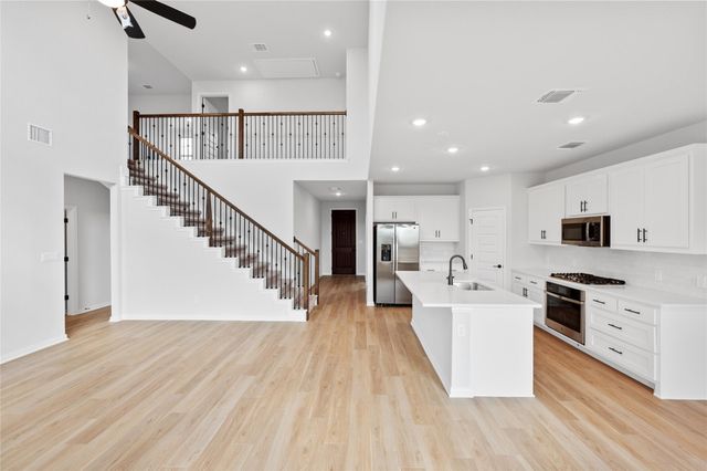 303 Fawn River RUN, Kyle, TX 78640