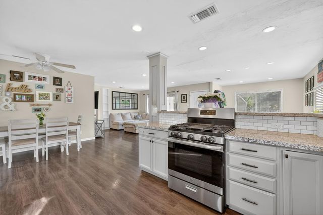 8057 Sunset Ave, Fair Oaks, CA 95628