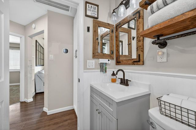 8057 Sunset Ave, Fair Oaks, CA 95628