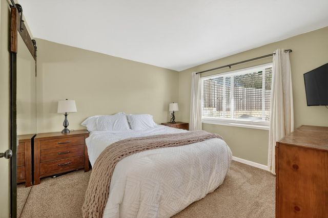 8057 Sunset Ave, Fair Oaks, CA 95628