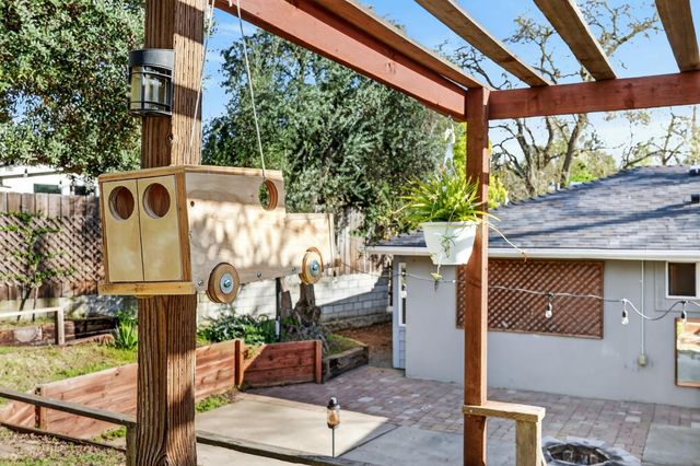 8057 Sunset Ave, Fair Oaks, CA 95628