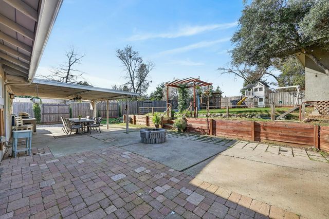 8057 Sunset Ave, Fair Oaks, CA 95628