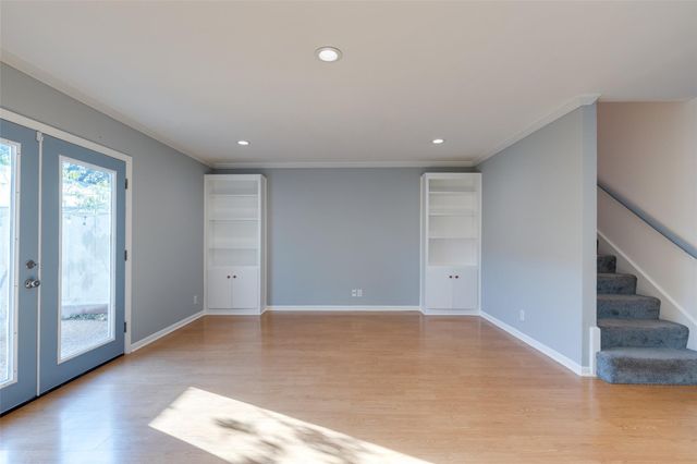 6339 Briar Rose Drive 144, Houston, TX 77057