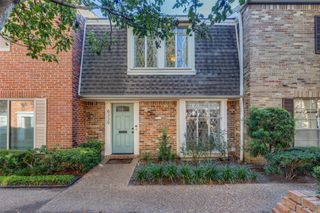 6339 Briar Rose Drive 144, Houston, TX 77057