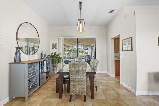 3679 Woods Walk Boulevard, Lake Worth, FL 33467