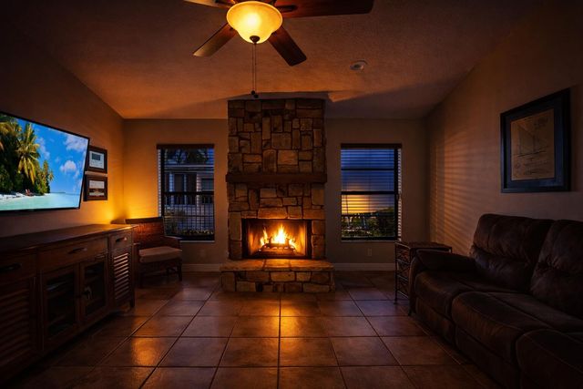 3679 Woods Walk Boulevard, Lake Worth, FL 33467