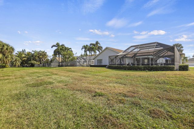 3679 Woods Walk Boulevard, Lake Worth, FL 33467