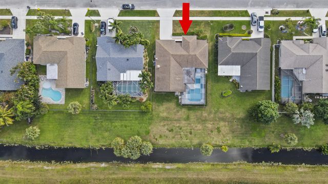 3679 Woods Walk Boulevard, Lake Worth, FL 33467