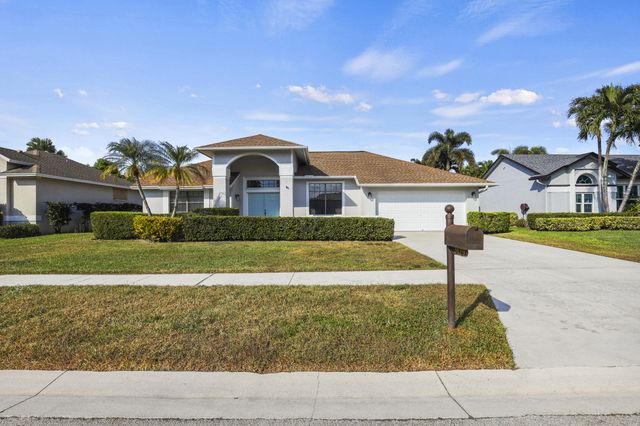 3679 Woods Walk Boulevard, Lake Worth, FL 33467