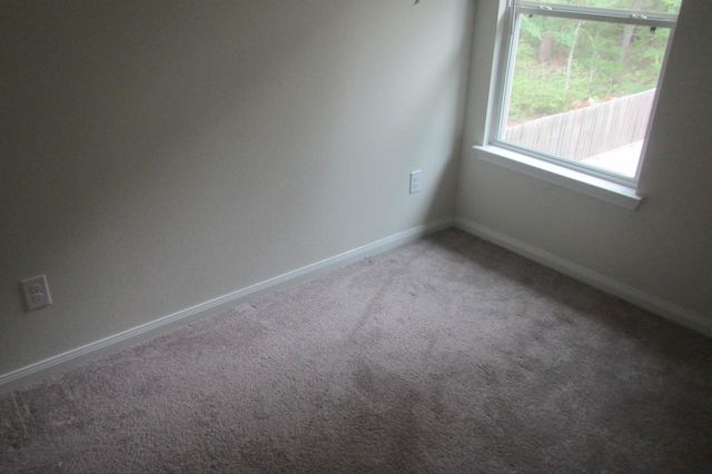 28612 Netawaka, Huntsville, TX 77320