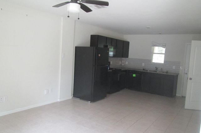 28612 Netawaka, Huntsville, TX 77320