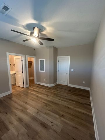 6820-6822 W White Pine, Wichita, KS 67205