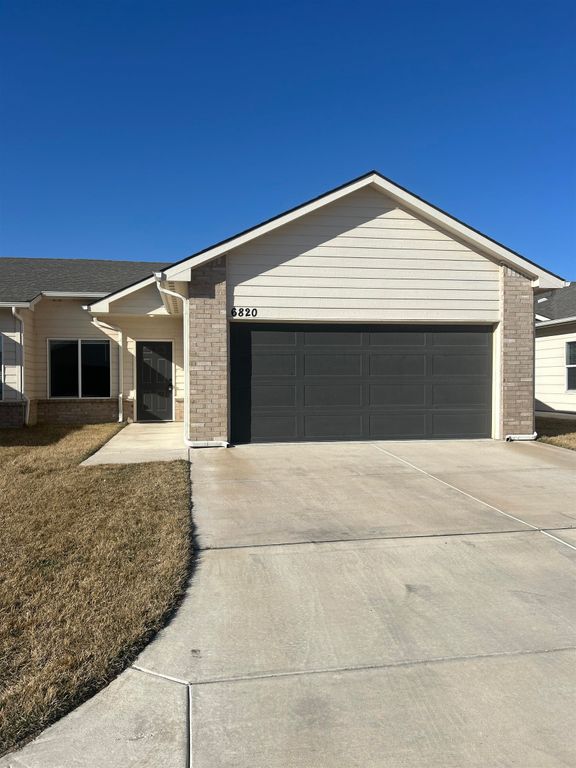 6820-6822 W White Pine, Wichita, KS 67205