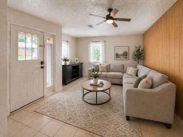 7813 Hood Street, Lakeside, TX 76135