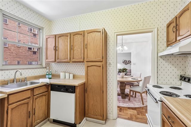 144 N Dithridge Street Unit 307 307, Oakland, PA 15213