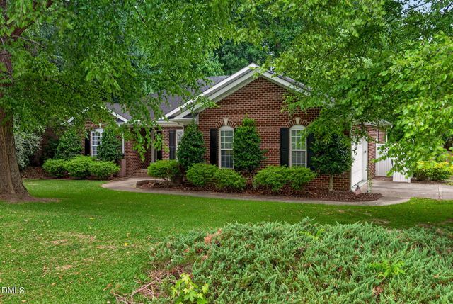 500 Parishgate Circle, Fuquay Varina, NC 27526