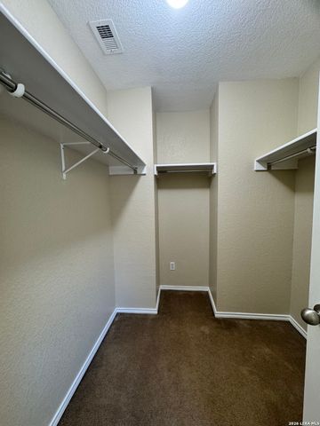 2218 Bedford Stage, San Antonio, TX 78213