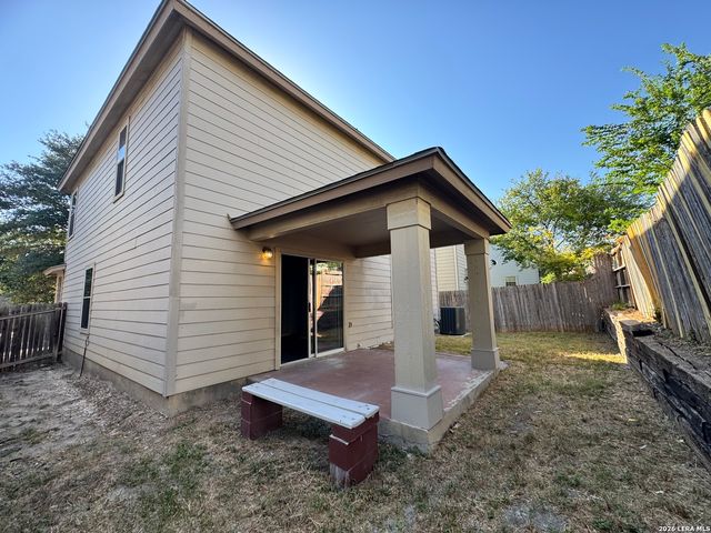 2218 Bedford Stage, San Antonio, TX 78213